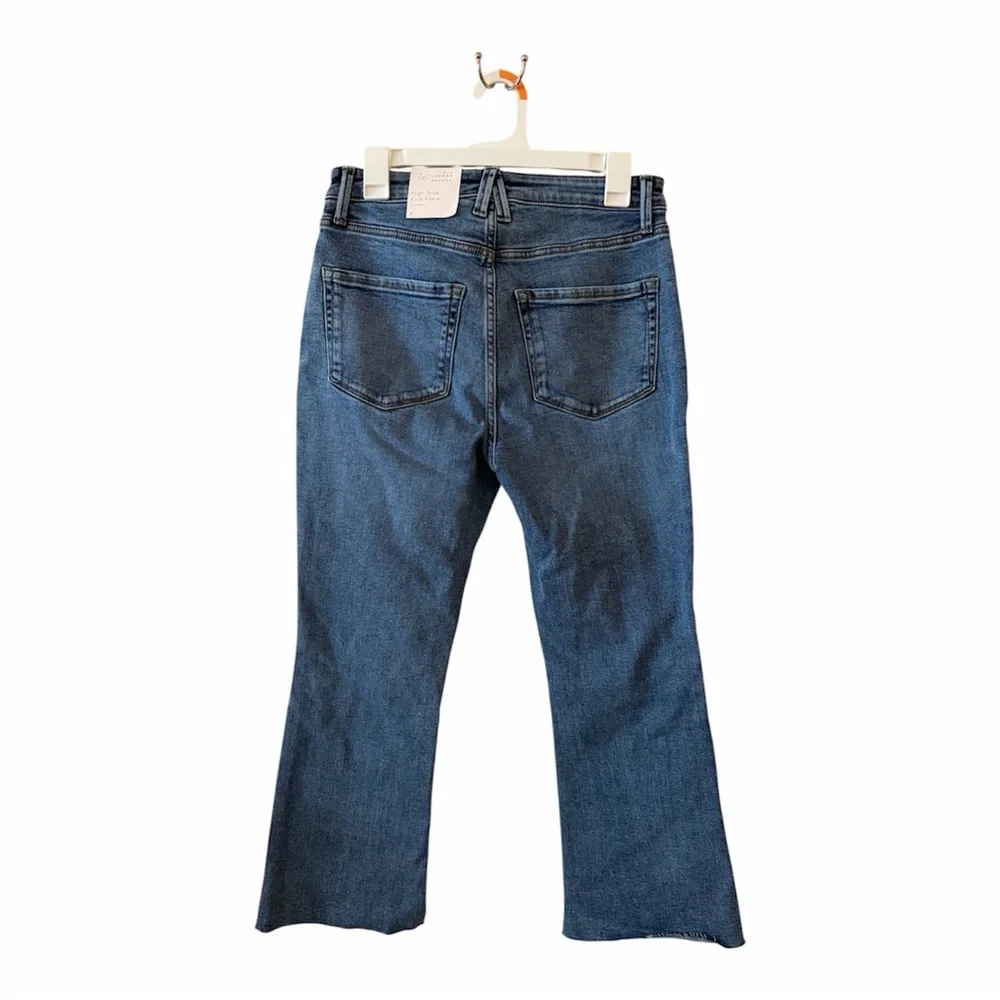 LC Lauren Conrad High Rise Kick Flare Jeans - Picture 4 of 5